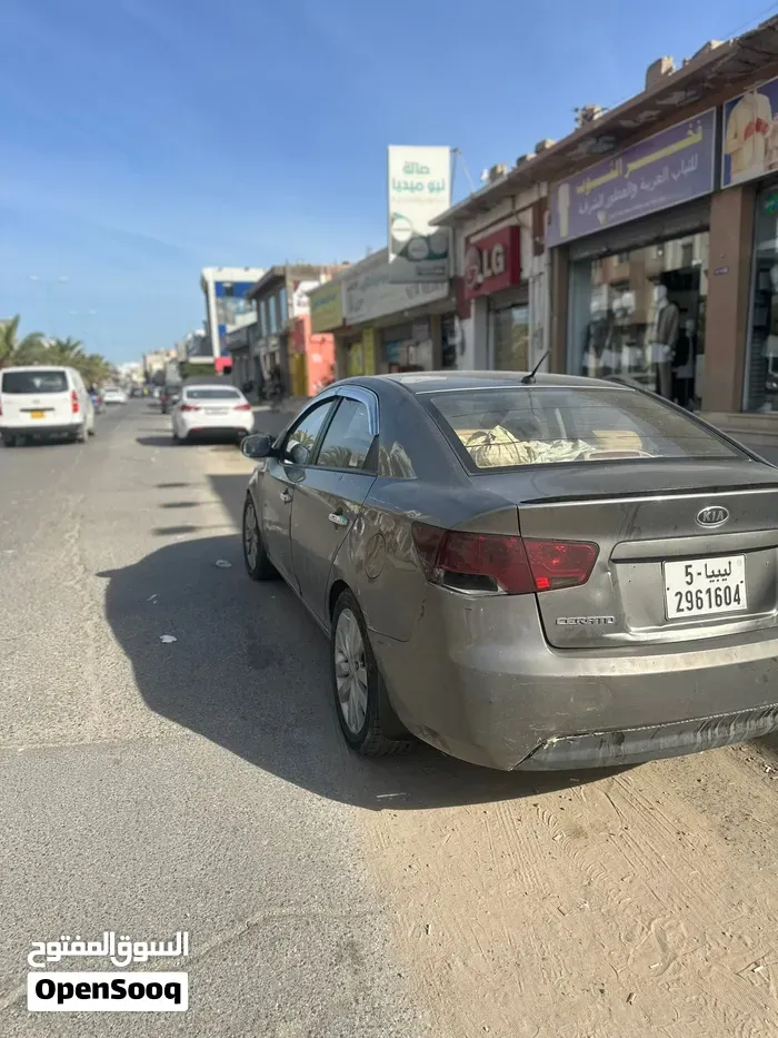 Kia Cerato 2012 photo 4