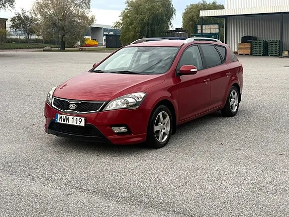 Kia Ceed 2012 photo 2