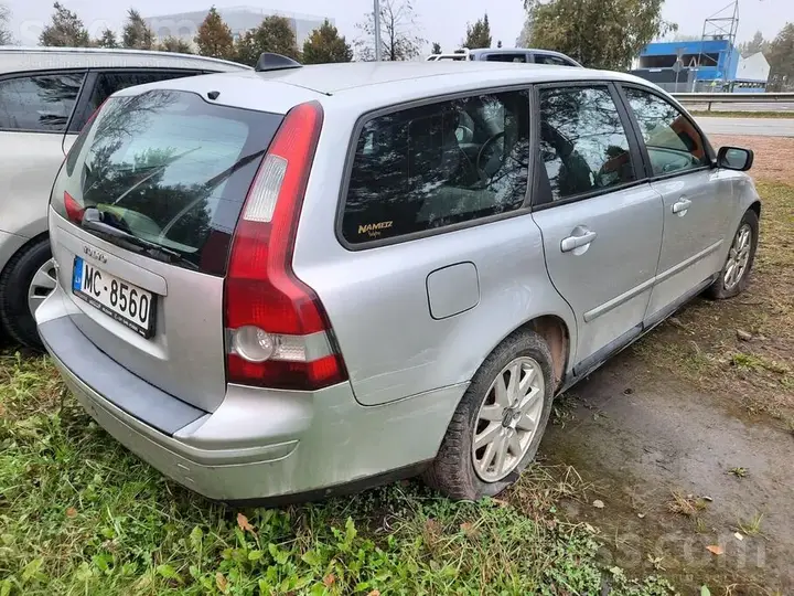 Volvo V50 2007 photo 2