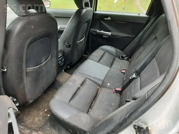 Volvo V50 2007 photo 5