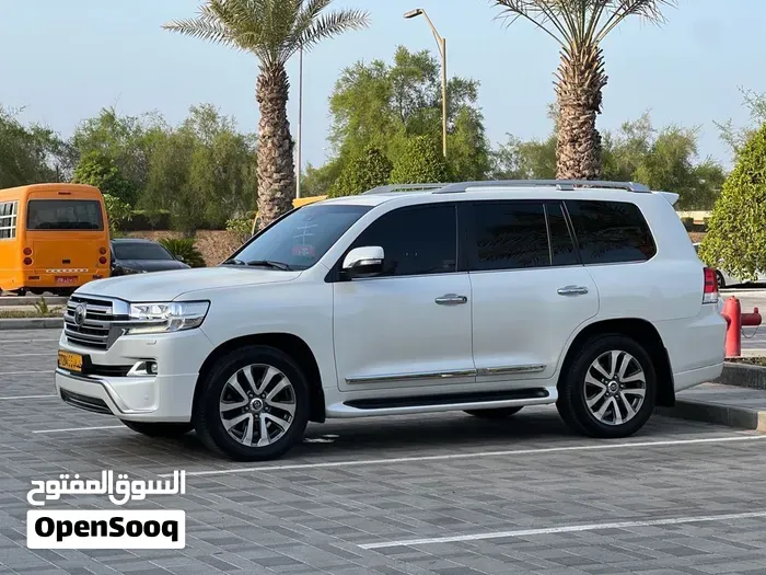 Toyota Land Cruiser 2017 photo 4