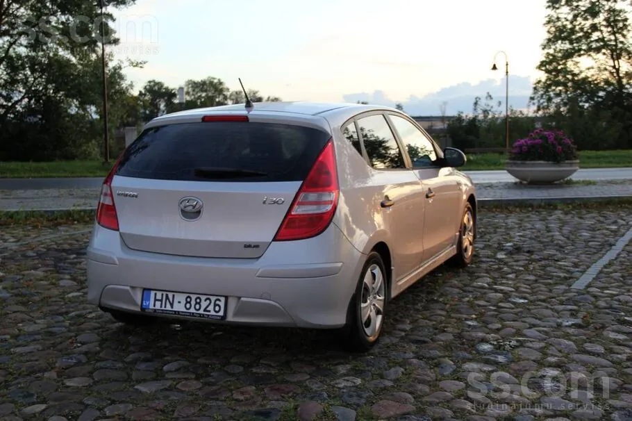 Hyundai I30 2010 photo 2