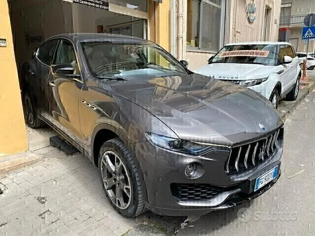 Maserati Levante 2017 photo 5