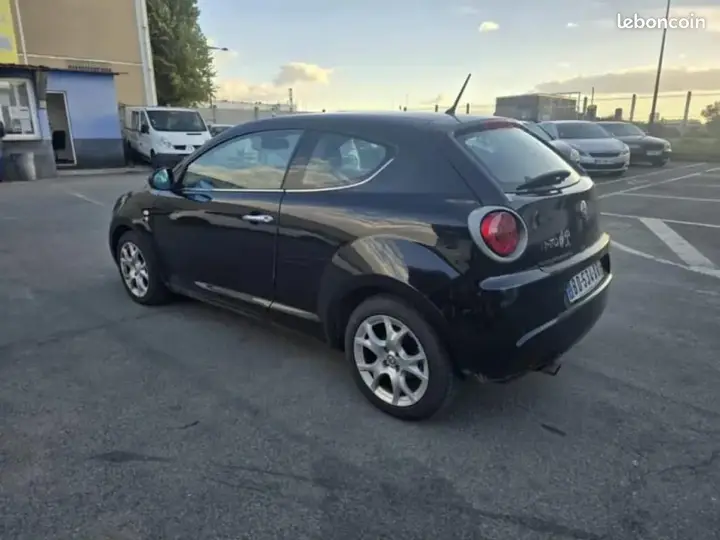 Alfa Romeo Mito 2010 photo 4