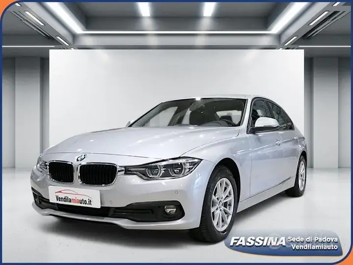BMW 3 Series 2018 photo 3