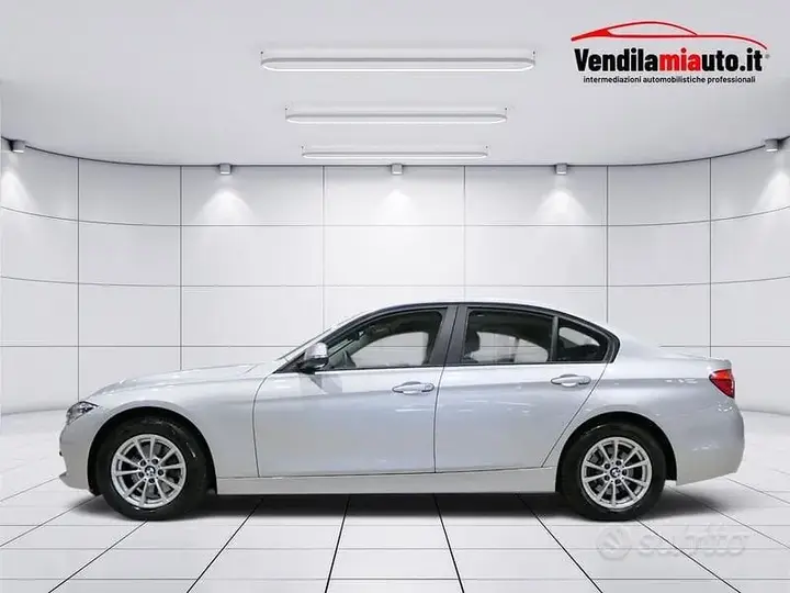 BMW 3 Series 2018 photo 4
