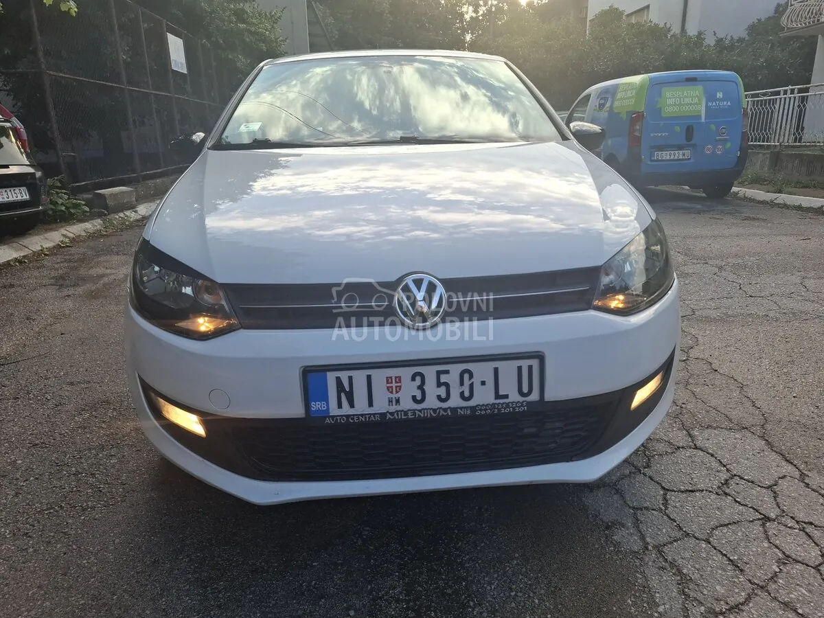Volkswagen Polo 2010 photo 2