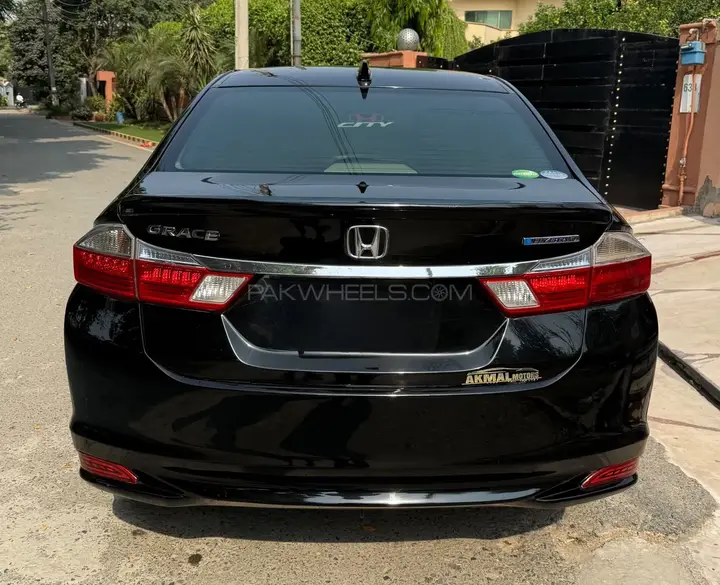Honda Grace