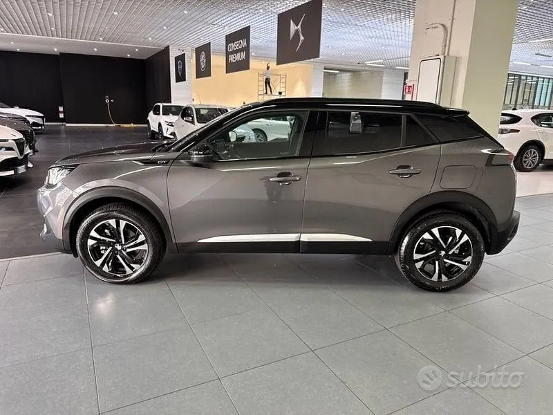 Peugeot 2008 2023 photo 2