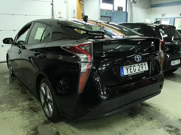 Toyota Prius 2016 photo 3