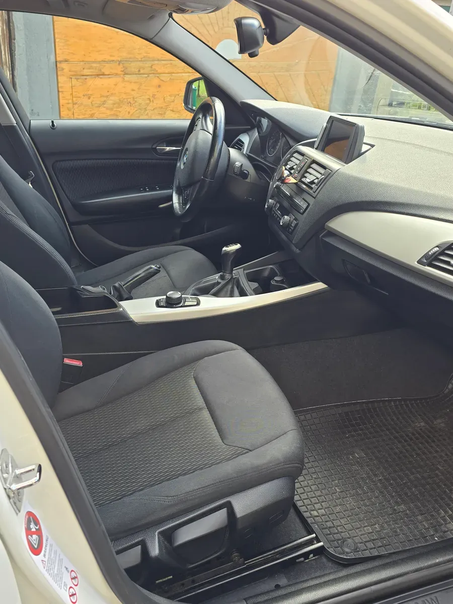 BMW 1 Series 2012 photo 3