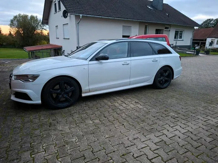 Audi A6 Avant