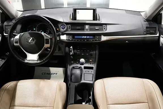Lexus Ct200H