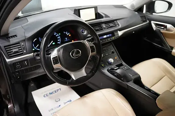 Lexus Ct200H 2011 photo 3