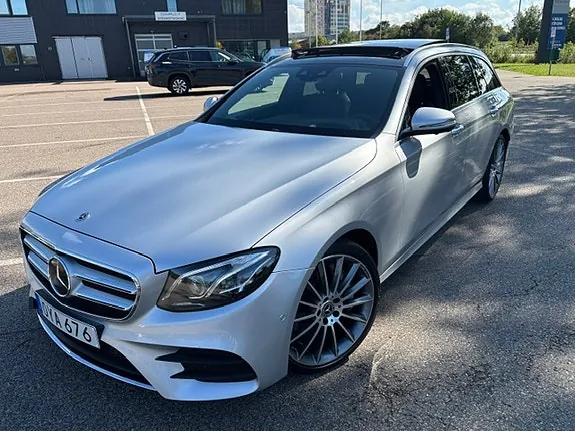 Mercedes-Benz E400