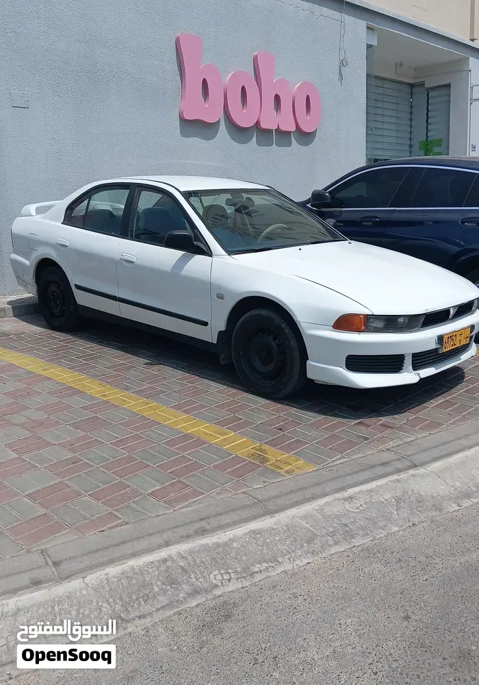 Mitsubishi Galant