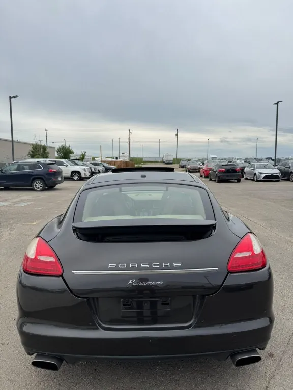 Porsche Panamera 2011 photo 5