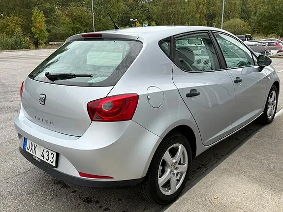 Seat Ibiza 2010 photo 4