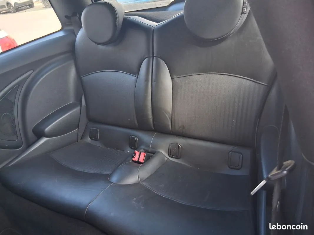 Mini Cooper 2010 photo 3
