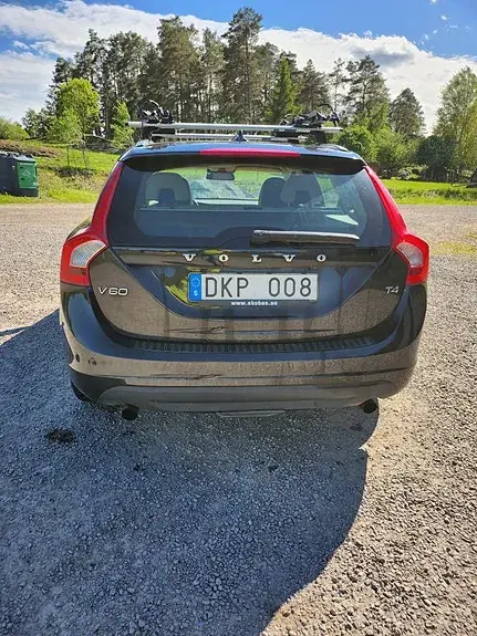 Volvo V60 2012 photo 4