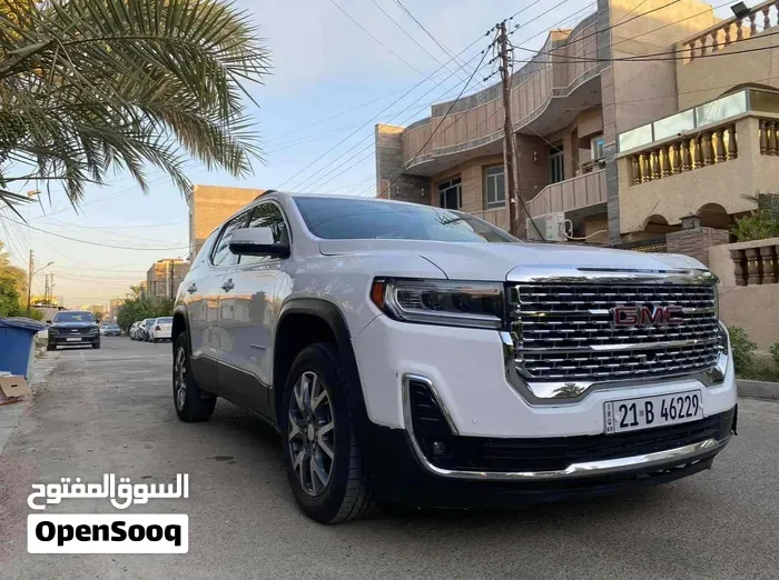 GMC Acadia 2023 photo 3
