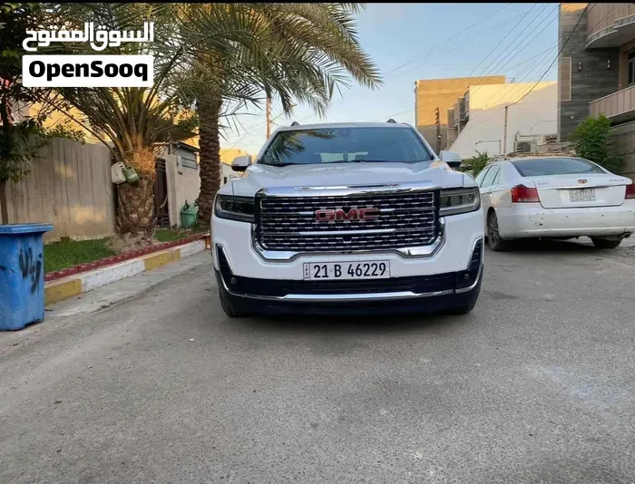 GMC Acadia