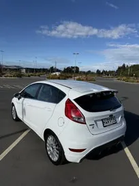 Ford Fiesta 2015 photo 4
