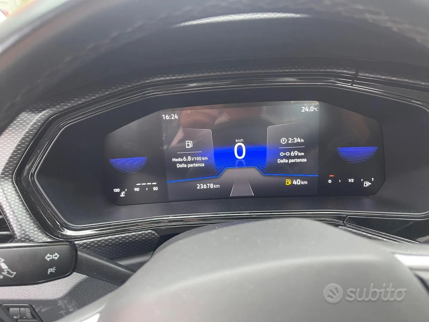 Volkswagen T-Cross 2024 photo 2
