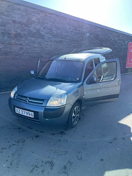 Citroen Berlingo 2006 photo 2