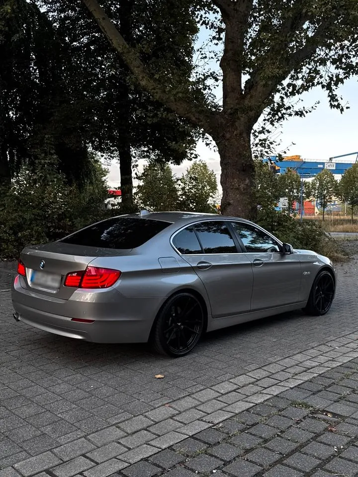 BMW F10