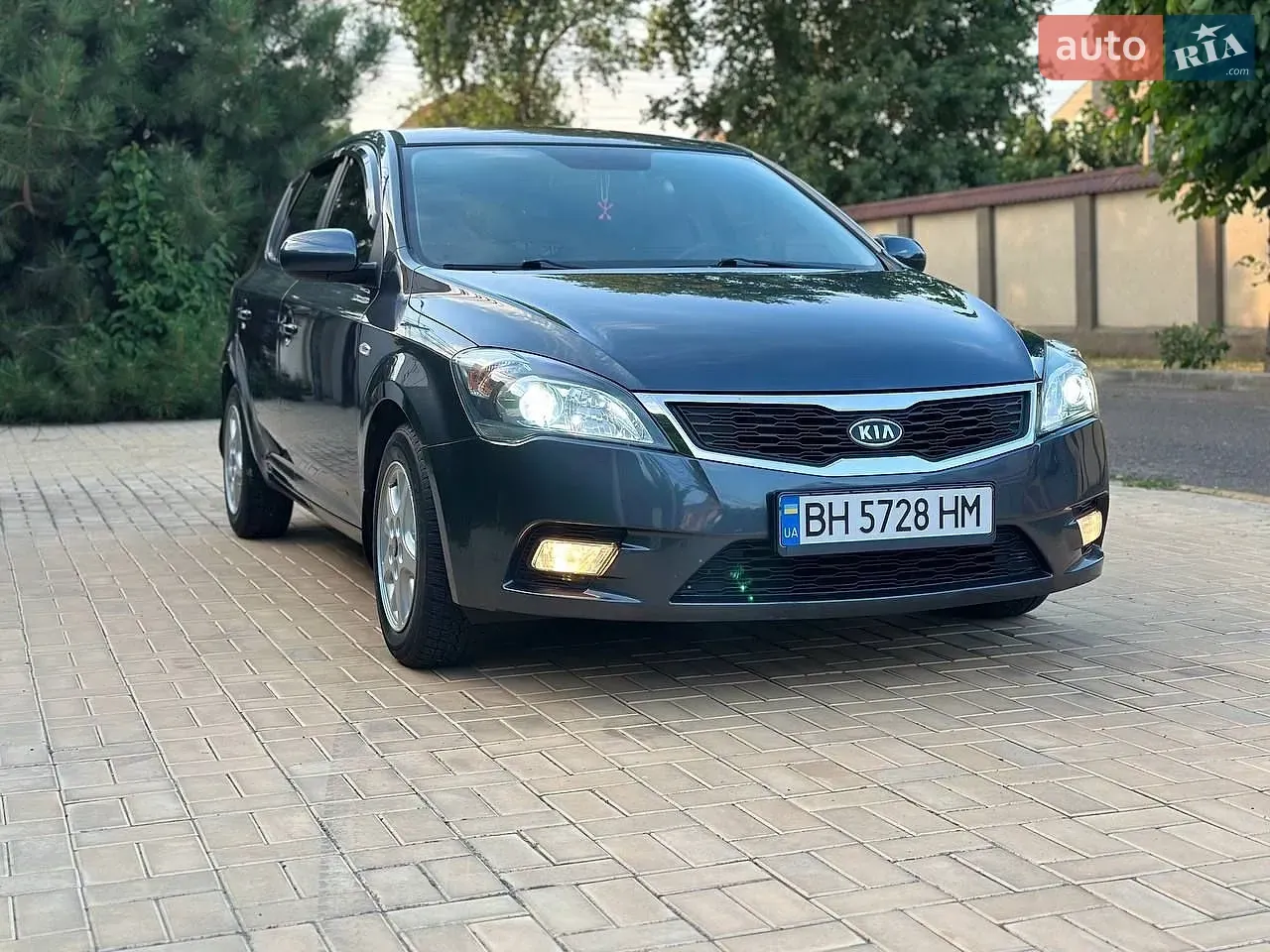 Kia Ceed 2010 photo 5
