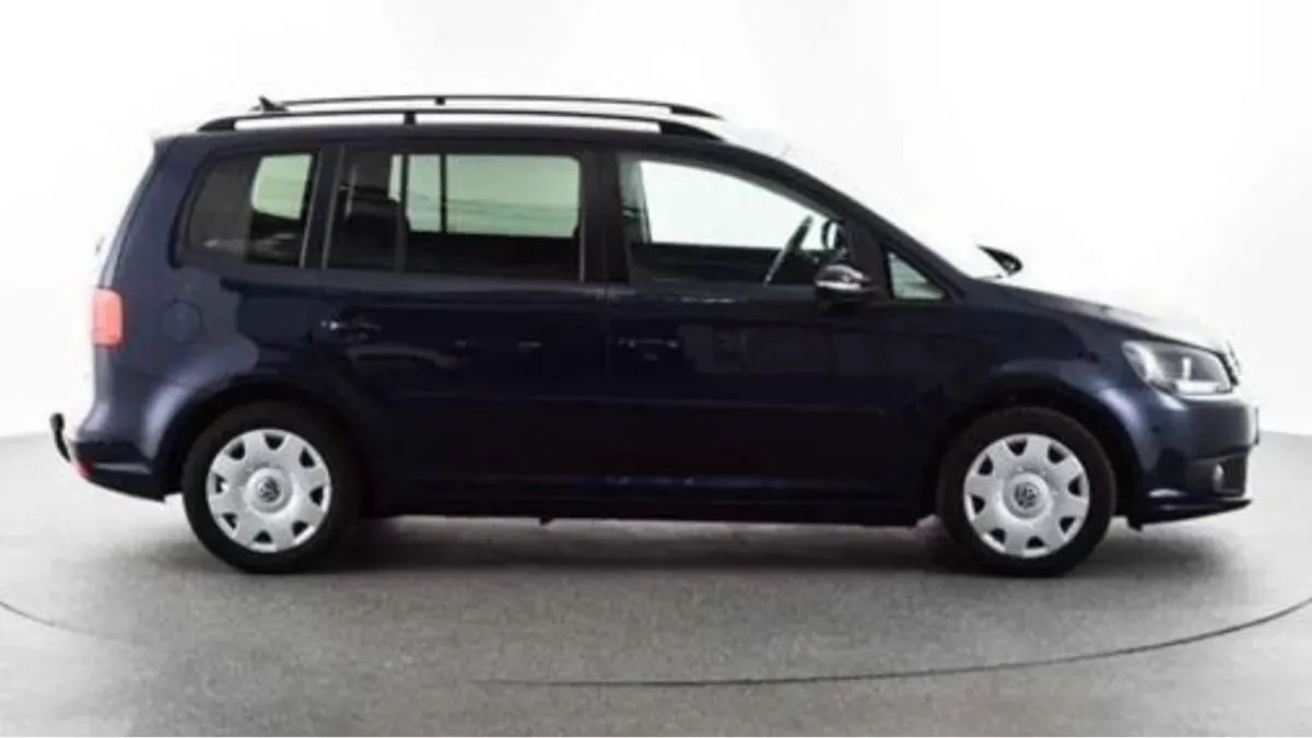 Volkswagen Touran 2015 photo 3