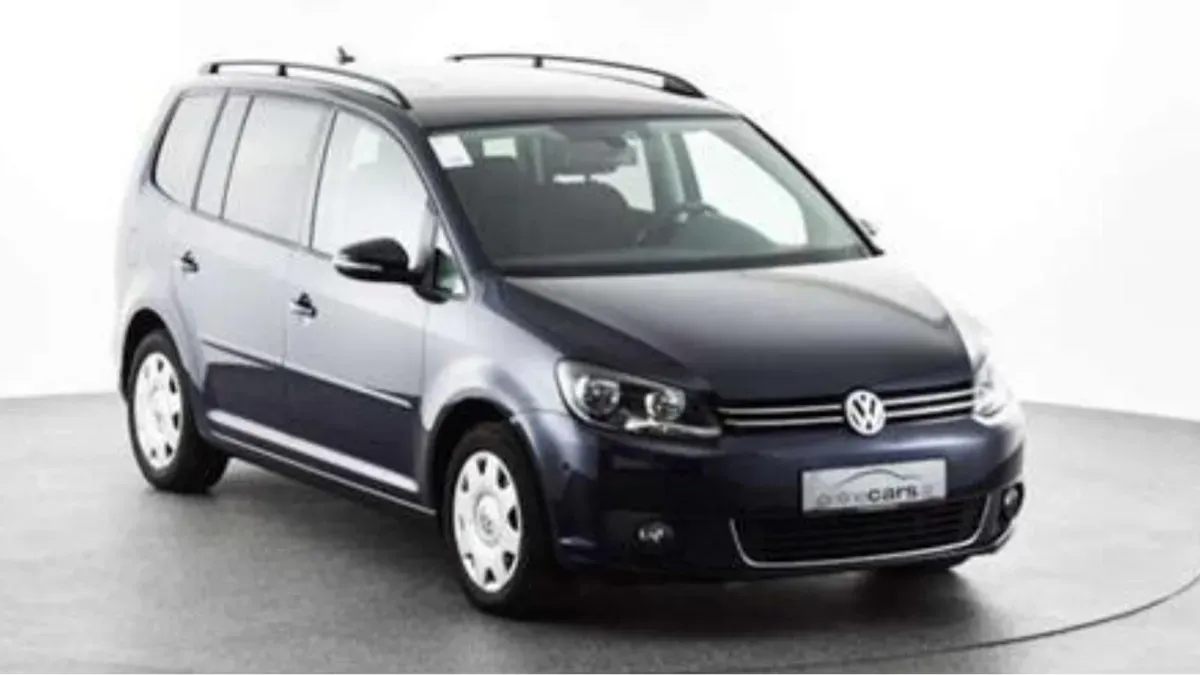 Volkswagen Touran 2015 photo 2