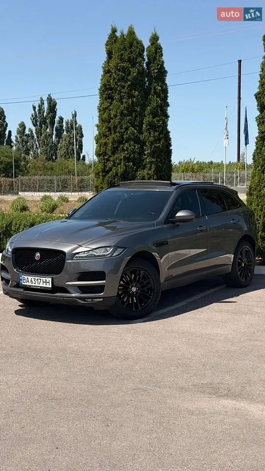 Jaguar F-Pace 2017 photo 3