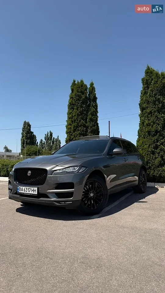 Jaguar F-Pace
