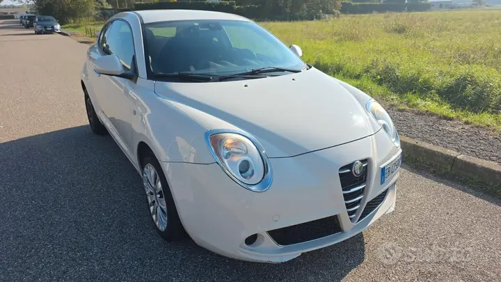 Alfa Romeo Mito 2010 photo 2