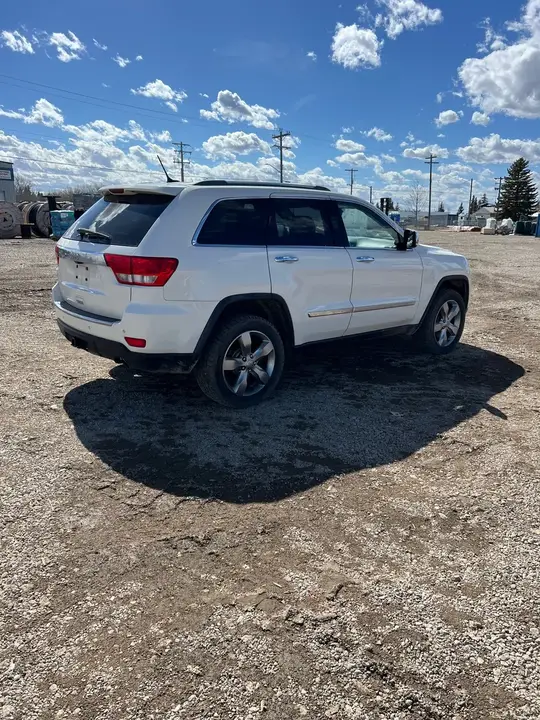 Jeep Grand Cherokee 2012 photo 3