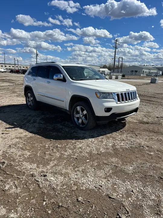 Jeep Grand Cherokee 2012 photo 2