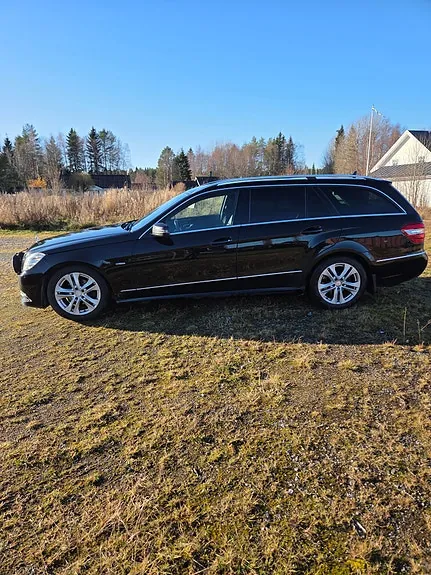 Mercedes-Benz E200