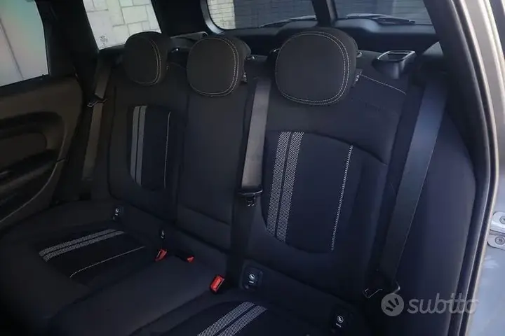 Mini Mini Clubman 2017 photo 3