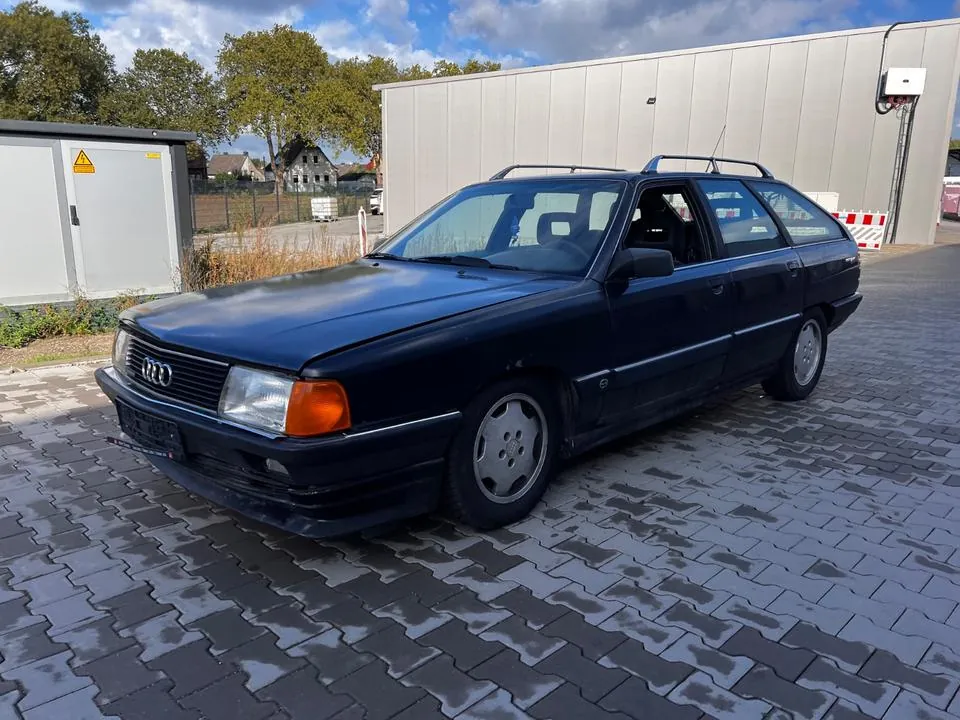 Audi 100 C3
