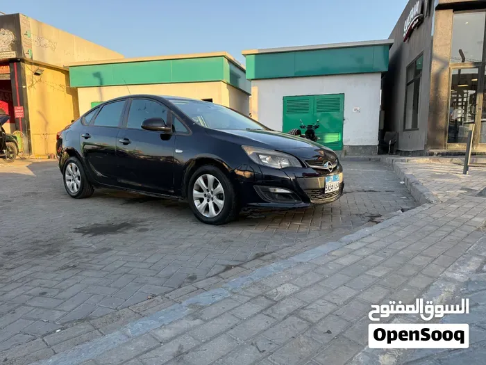Opel Astra 2018 photo 3