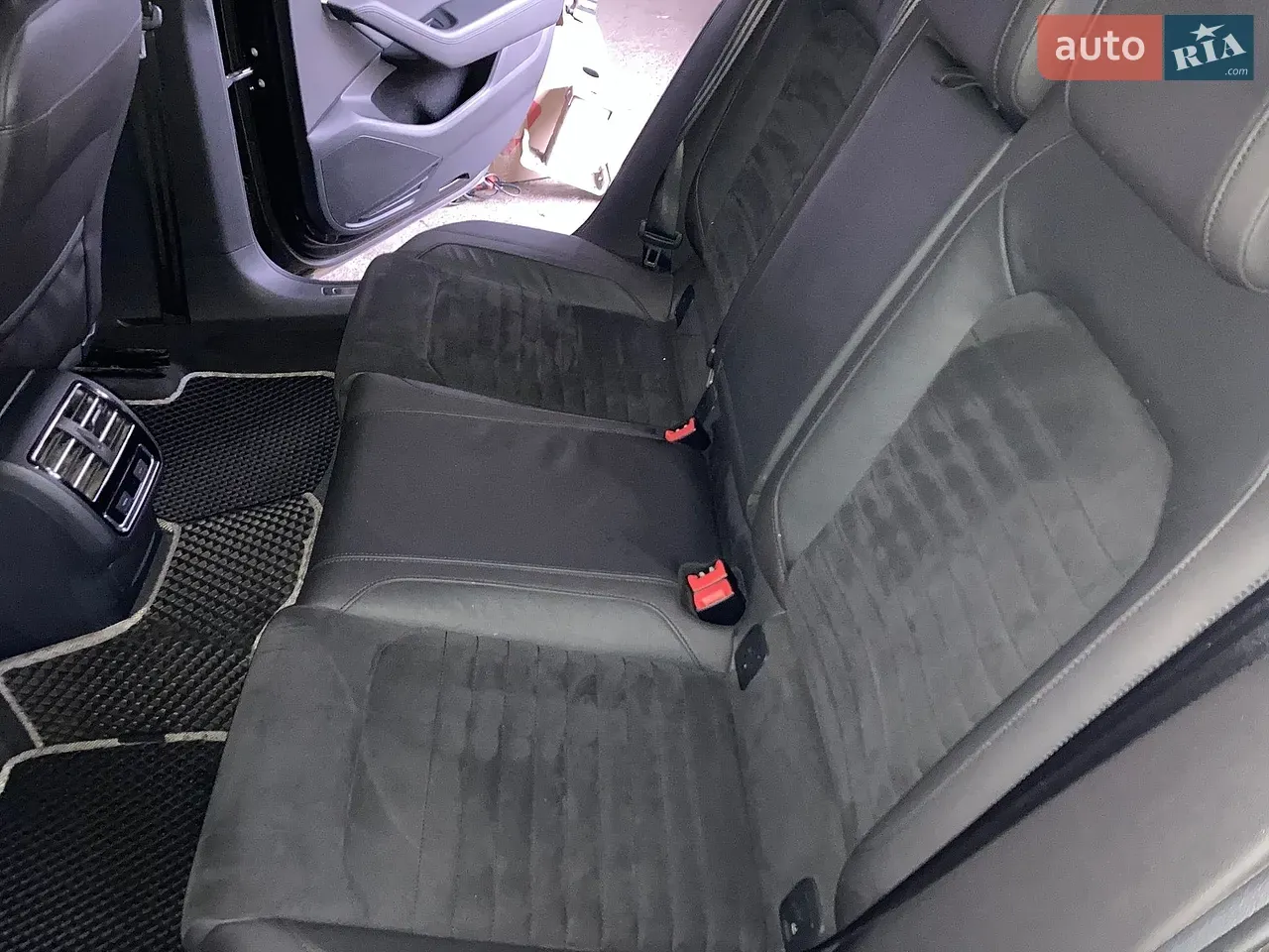 Volkswagen Passat 2014 photo 3