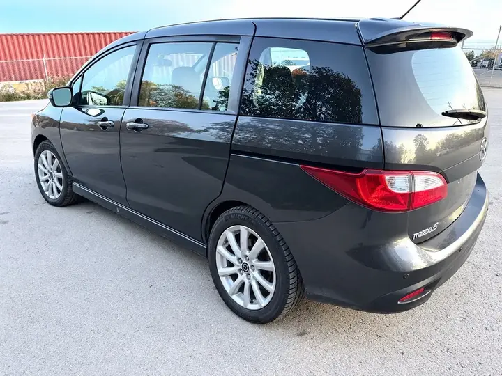Mazda Mazda 5 2017 photo 4