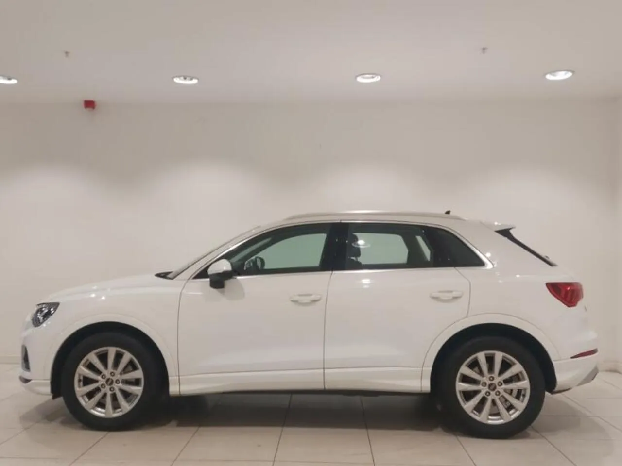 Audi Q3 2022 photo 4