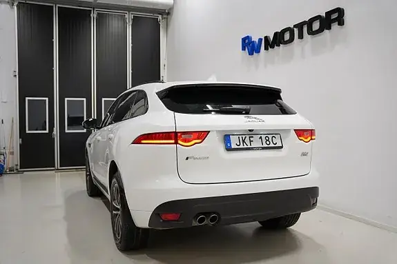 Jaguar F-Pace 2019 photo 5
