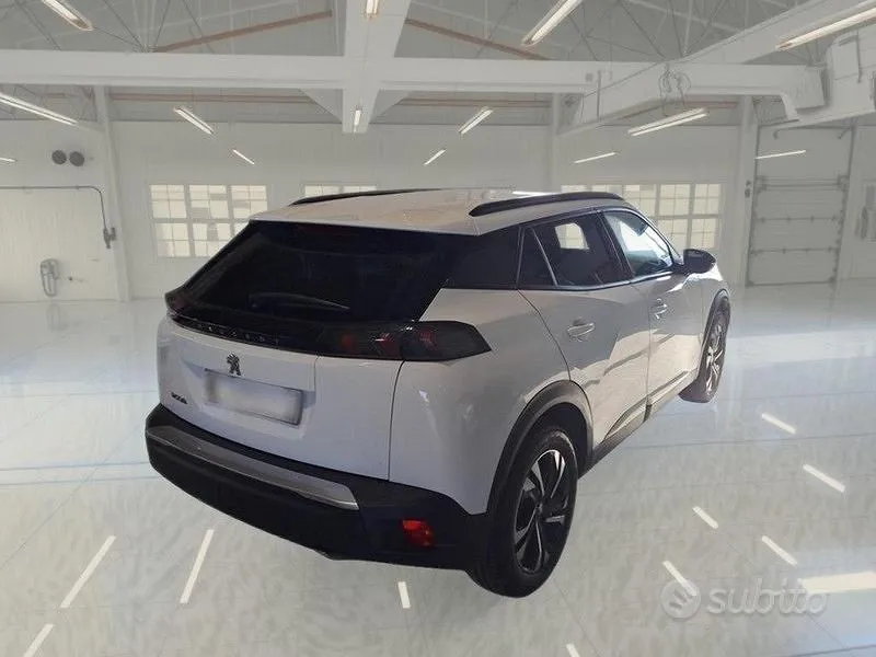 Peugeot 2008 2022 photo 4
