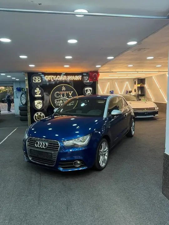 Audi A1