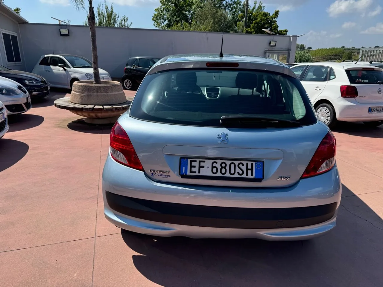 Peugeot 207 2011 photo 3