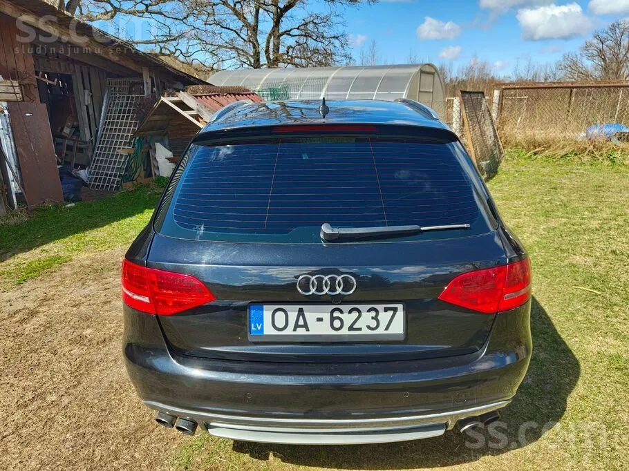 Audi S4 2009 photo 5